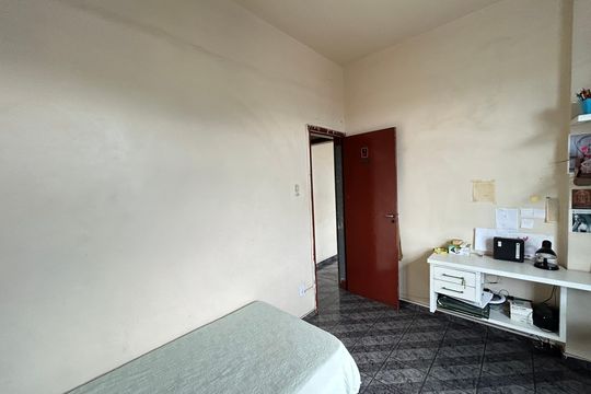 Quarto 1 de apartamento à venda com 2 quartos, 64m² em Higienópolis, Rio de Janeiro