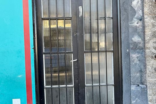 Fachada de apartamento para alugar com 2 quartos, 120m² em Jardim Cocaia, Guarulhos