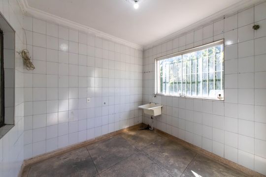 Area de Serviço de apartamento para alugar com 2 quartos, 120m² em Jardim Cocaia, Guarulhos