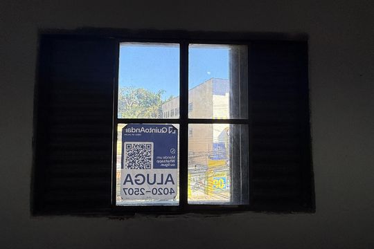 Placa de apartamento para alugar com 2 quartos, 120m² em Jardim Cocaia, Guarulhos