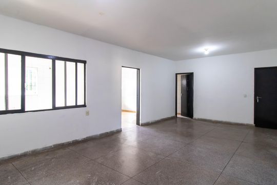 Apartamento para alugar com 2 quartos, 120m² em Jardim Cocaia, Guarulhos