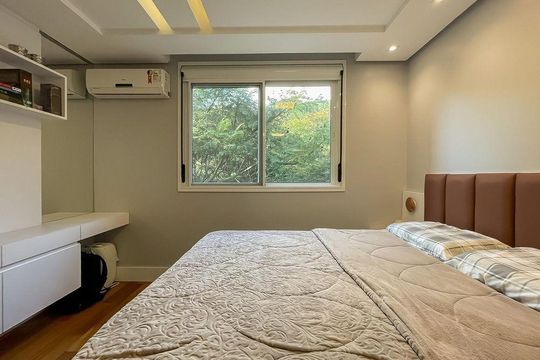 Quarto 1 de apartamento para alugar com 2 quartos, 61m² em Nonoai, Porto Alegre