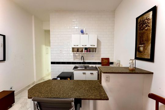 Kitnet/Studio para alugar com 1 quarto, 30m² em Centro, Rio de Janeiro
