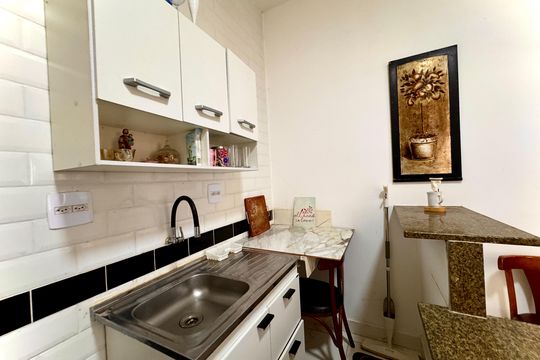 Kitnet/Studio para alugar com 1 quarto, 30m² em Centro, Rio de Janeiro