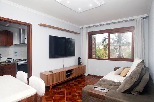 Sala de apartamento à venda com 2 quartos, 70m² em Azenha, Porto Alegre