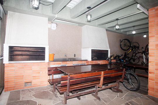 Área Comum - Churrasqueira de apartamento à venda com 2 quartos, 70m² em Azenha, Porto Alegre
