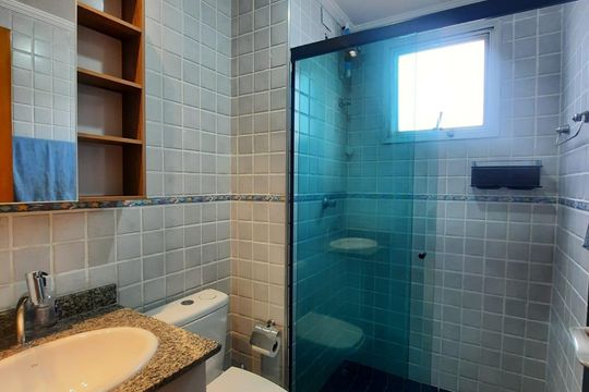 Banheiro de apartamento para alugar com 2 quartos, 62m² em Vila Gumercindo, São Paulo