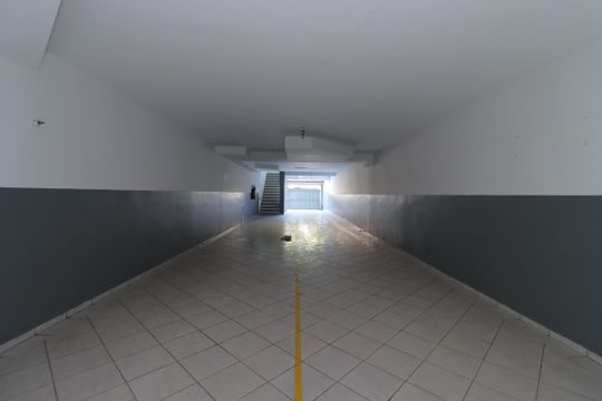 Garagem de apartamento para alugar com 3 quartos, 85m² em Vila Curuçá, Santo André