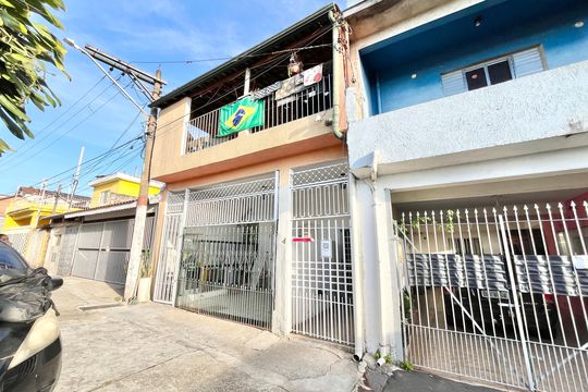 Fachada de casa à venda com 4 quartos, 216m² em Vila Santa Maria, São Paulo