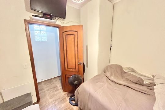 Quarto 2 de casa à venda com 4 quartos, 216m² em Vila Santa Maria, São Paulo