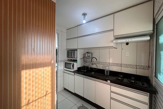 Cozinha  de apartamento à venda com 3 quartos, 69m² em Jardim Marajoara, São Paulo