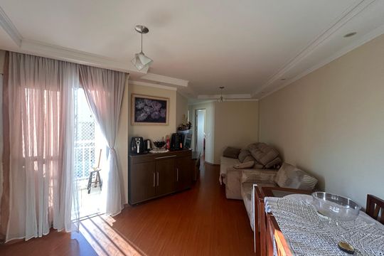 Sala  de apartamento à venda com 3 quartos, 69m² em Jardim Marajoara, São Paulo