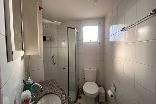 Banheiro  de apartamento à venda com 3 quartos, 69m² em Jardim Marajoara, São Paulo