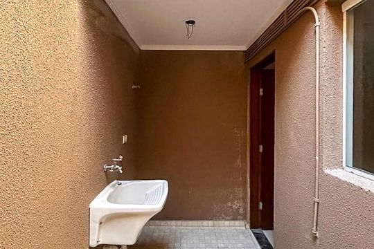 Área de Serviço de casa de condomínio para alugar com 3 quartos, 96m² em Jardim Ubirajara, São Paulo