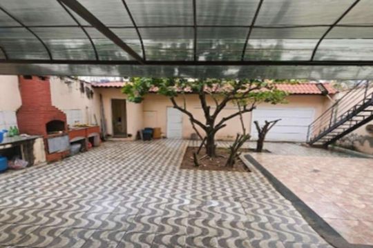 Área externa de casa para alugar com 4 quartos, 260m² em Padre Miguel, Rio de Janeiro