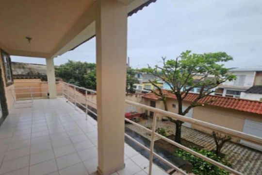 Área externa de casa para alugar com 4 quartos, 260m² em Padre Miguel, Rio de Janeiro