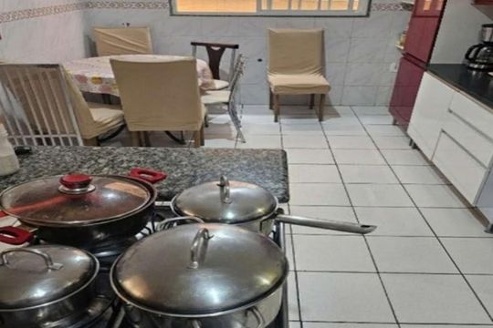 Cozinha de casa para alugar com 4 quartos, 260m² em Padre Miguel, Rio de Janeiro