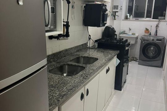 Cozinha de apartamento à venda com 2 quartos, 89m² em Leblon, Rio de Janeiro
