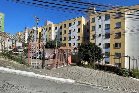 Fachada+Placa  de apartamento à venda com 2 quartos, 44m² em Vila Jacuí, São Paulo
