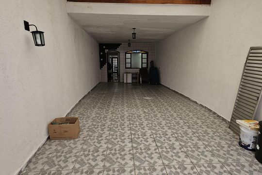 Garagem de casa à venda com 3 quartos, 140m² em Parque da Mooca, São Paulo