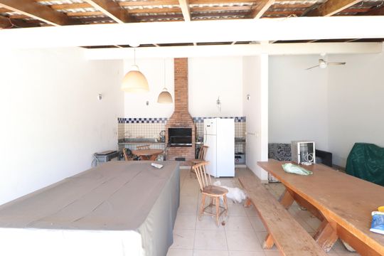 Casa para alugar com 3 quartos, 367m² em Cidade Jardim, Uberlândia
