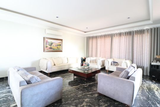 Sala de casa para alugar com 3 quartos, 367m² em Cidade Jardim, Uberlândia