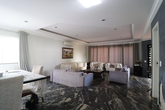 Sala de casa para alugar com 3 quartos, 367m² em Cidade Jardim, Uberlândia