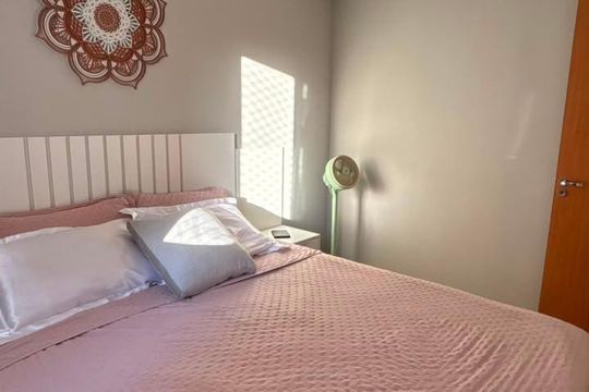 Quarto de apartamento para alugar com 2 quartos, 45m² em Vila Suzana, São Paulo