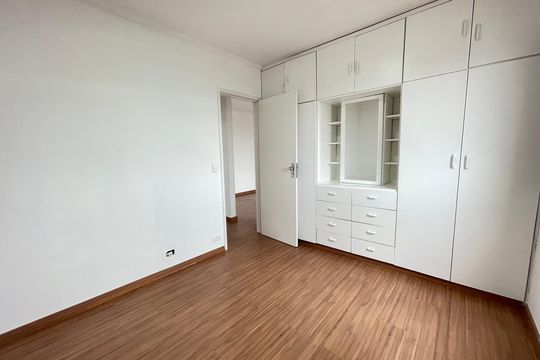 Quarto 2 de apartamento para alugar com 2 quartos, 63m² em Jaguaré, São Paulo
