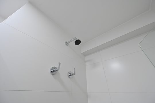 Banheiro Social de kitnet/studio à venda com 1 quarto, 21m² em Vila Clementino, São Paulo