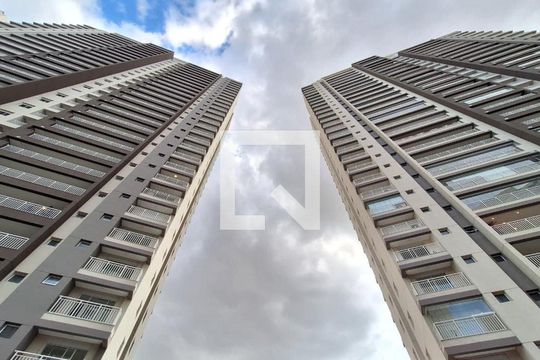 Fachada de apartamento à venda com 3 quartos, 127m² em Vila Anastácio, São Paulo
