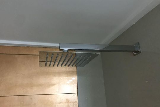 Banheiro de apartamento para alugar com 2 quartos, 68m² em Jardim Flor da Montanha, Guarulhos