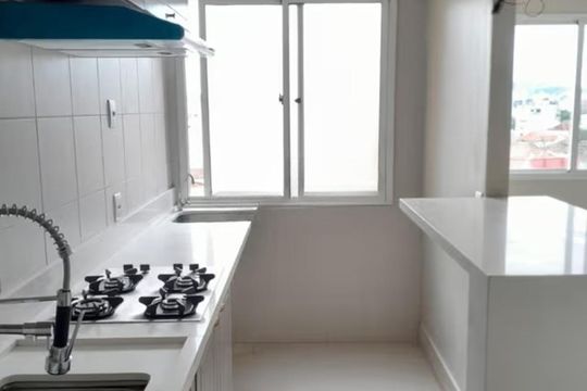 Cozinha de apartamento para alugar com 2 quartos, 75m² em Santo Antônio, Porto Alegre