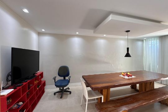 Sala de apartamento à venda com 4 quartos, 270m² em Ilha de Guaratiba, Rio de Janeiro