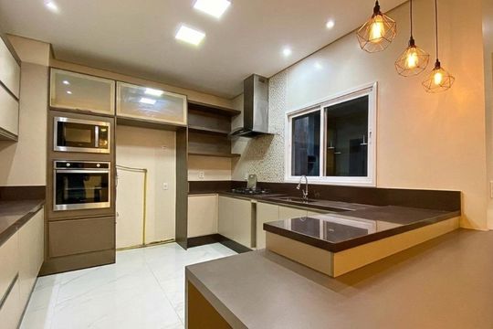 Cozinha de casa para alugar com 3 quartos, 180m² em Cadiz, Gravataí