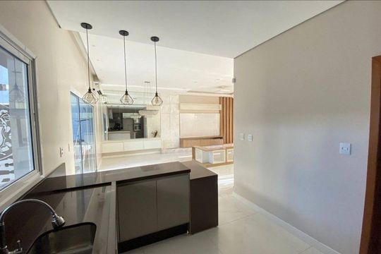 Sala de casa para alugar com 3 quartos, 180m² em Cadiz, Gravataí