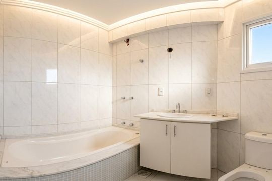 Banheiro 4 de casa de condomínio para alugar com 3 quartos, 219m² em Neópolis, Gravataí