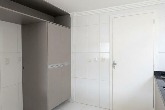 Cozinha de casa de condomínio para alugar com 3 quartos, 219m² em Neópolis, Gravataí