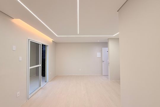 Sala de apartamento à venda com 2 quartos, 59m² em Vila Tupi, Várzea Paulista