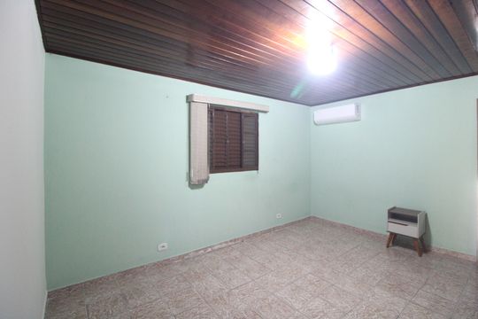 Quarto de casa para alugar com 1 quarto, 64m² em Capela do Socorro, São Paulo