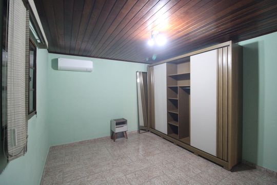 Quarto de casa para alugar com 1 quarto, 64m² em Capela do Socorro, São Paulo