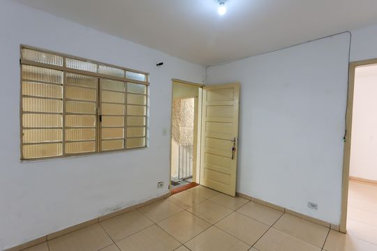 Casa para alugar com 3 quartos, 111m² em Jardim Tres Irmaos, Taboão da Serra