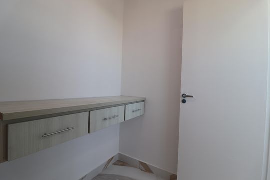 Quarto de Serviço de apartamento à venda com 3 quartos, 136m² em Vila Assunção, Santo André