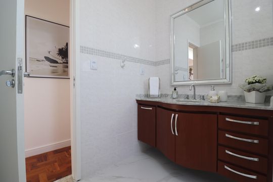 Banheiro 2 de apartamento à venda com 3 quartos, 136m² em Vila Assunção, Santo André