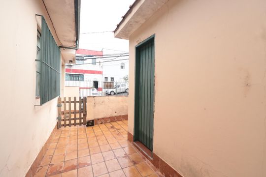Quintal de casa à venda com 1 quarto, 320m² em Penha de França, São Paulo