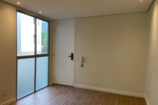 Apartamento à venda com 2 quartos, 44m² em Parque Ipe, São Paulo