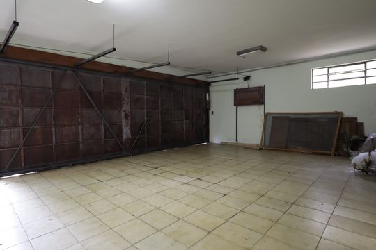 Garagem de casa para alugar com 4 quartos, 361m² em Jardim Guedala, São Paulo