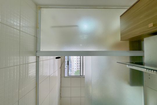 Área de Serviço de apartamento para alugar com 2 quartos, 45m² em Ponte Grande, Guarulhos