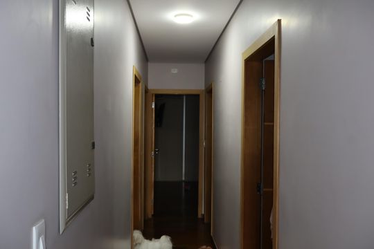 Corredor de casa à venda com 3 quartos, 280m² em Jardim Piqueroby, São Paulo