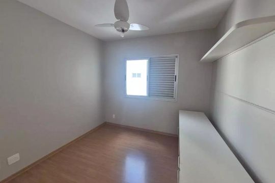 Quarto 3 de apartamento para alugar com 4 quartos, 150m² em Buritis, Belo Horizonte